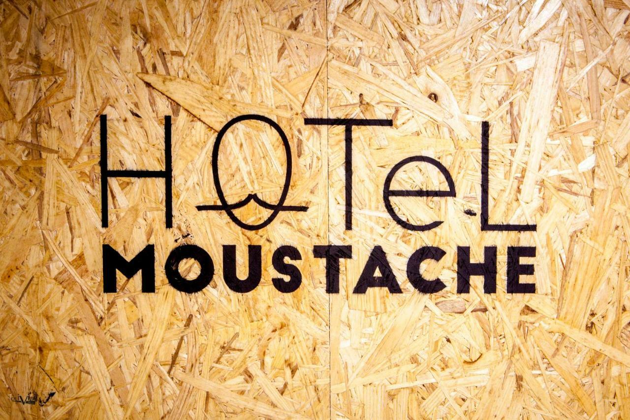 Hotel Moustache Lille - Seclin Exterior foto